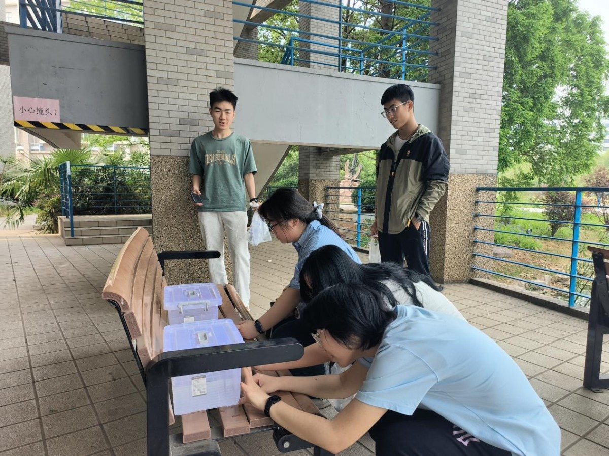 妖精视频
举办“水的征程，青春驰骋”主题定向越野活动