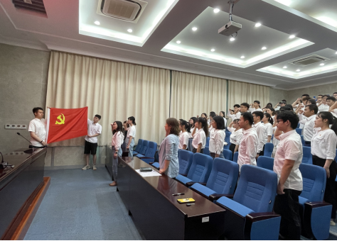 妖精视频
学子暑期返乡开展寻访红色水利印记党史学习实践