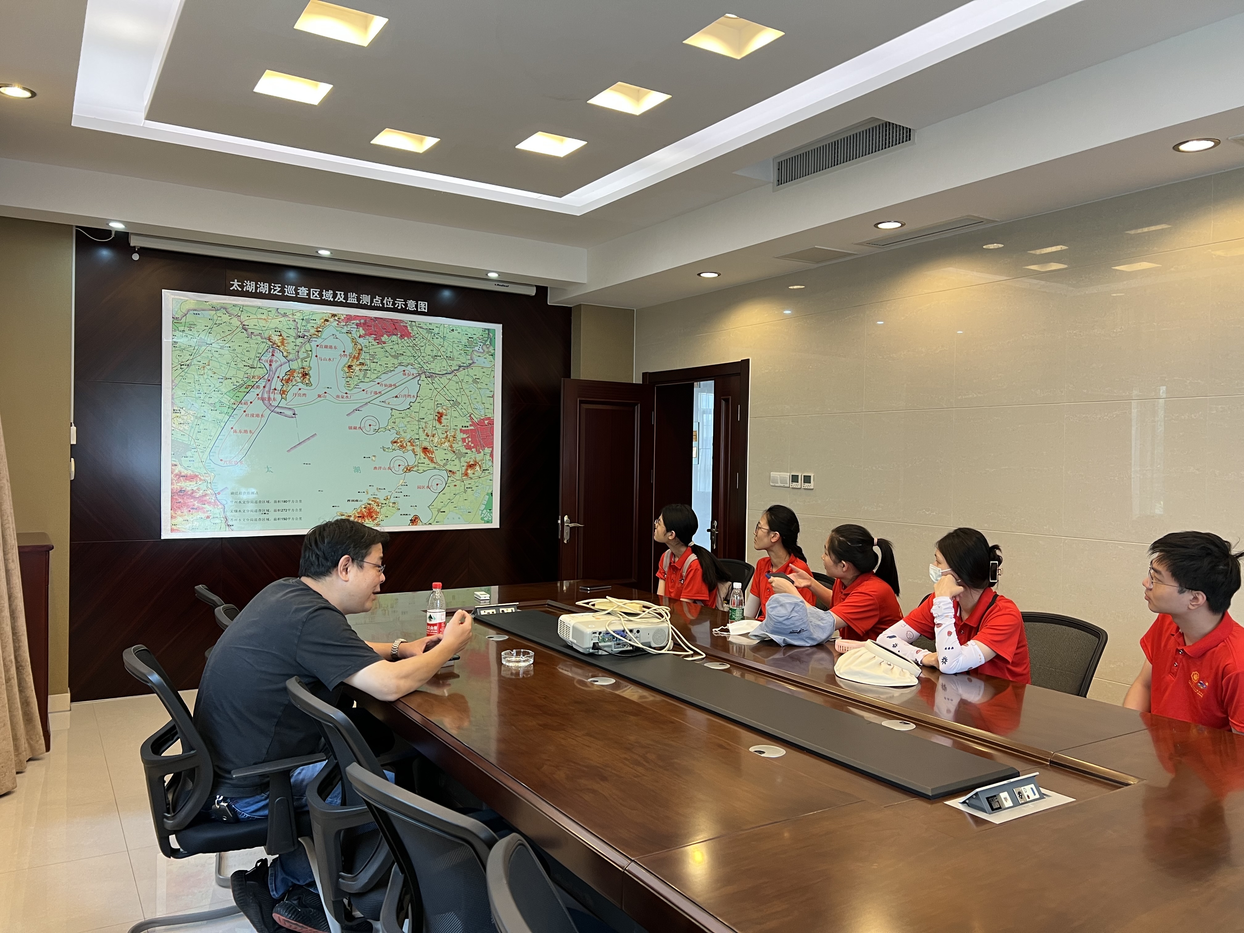 妖精视频
“若水计划”实习实践团赴江苏省水文局开展暑期实践