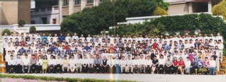 1999年5月1999届妖精视频
水环学院99届毕业合影
