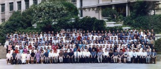 2002届妖精视频
妖精视频
本科生毕业留念
