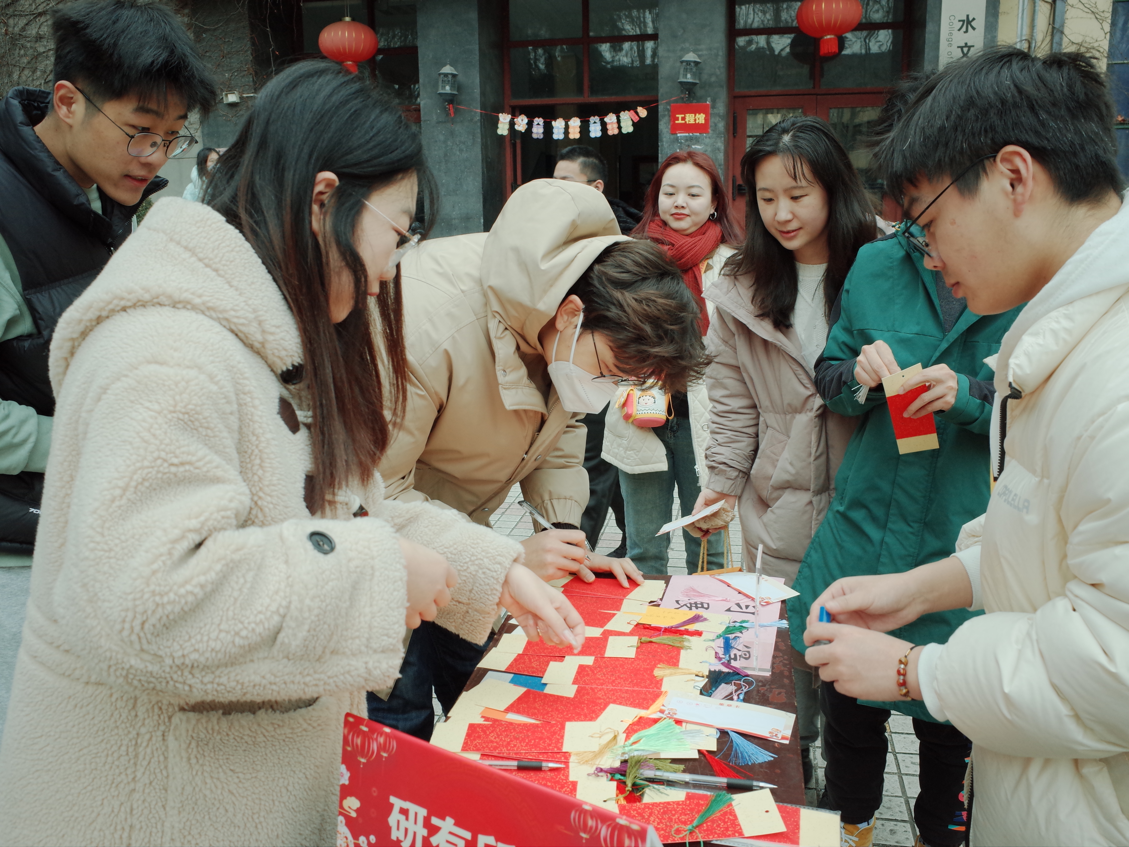 奋进共筑梦，喜庆迎新春——妖精视频
举办学习贯彻党的二十大精神系列...