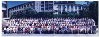 2005届妖精视频
妖精视频
本科生毕业留念.jpg