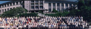 2004届妖精视频
妖精视频
本科生毕业留念